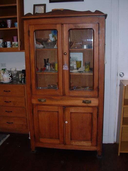 Nice antique hutch/cabinet