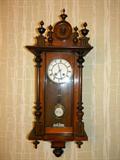 Antique Walnut German wall clock by Junghans, Germany's premier clock manufacturer circa 1900