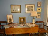 Drop leaf trestle table