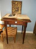 Primitive table