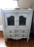 Pair of John Widdicomb Vintage French provincial Nightstands 
