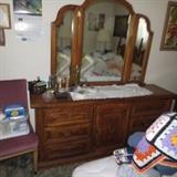 ETHAN ALLEN BEDROOM SUITE