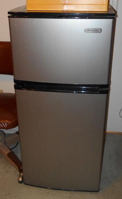 Apartment Refrigerator