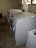Washer/Dryer