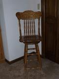 Oak swivel counter/bar chair