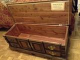 Lane Cedar Chest 