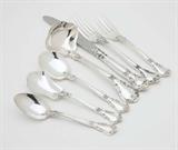 Lot# 1195 A Chelsea ship's clock, Negus 









First quarter 20th century, signed to dial Negus/ New York and ''Chelsea Ship's Bell'', mounted on a wooden base, with key. 8'' H x 8.5'' W x 4.75'' D. est:$500/700