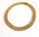 Lot# 1090 A 14K yellow gold necklace 









Wide fancy link, 15.5''. 108.6 gms. est:$3000/4000