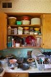 kitchen accessories / small appliances / & other house hold items