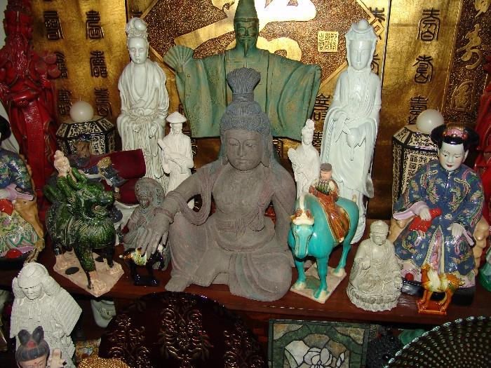 Porcelain budhas and figures