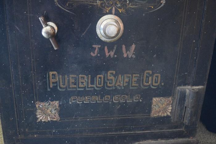 Antique Pueblo Safe Co~ Bring help to move it! It is heavy! (The combination is available for this fantastic safe!)