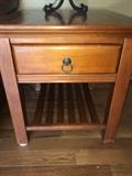 End Table/ Oak
