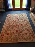 65.5" x 102" wool rug in excellent condition