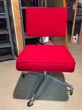 Vintage Steelcase chair in excellent condition.