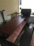 Picnic table & bbq 
