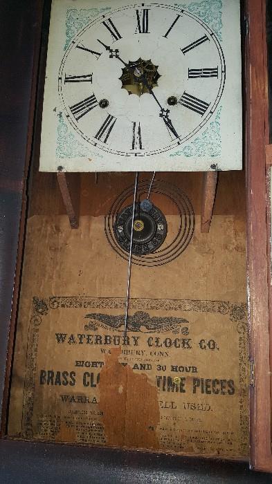 Waterbury Ogee Shelf Clock Chime