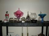 COLLECTIBLE VASES