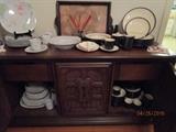 BUFFET SIDE BAR. INSIDE RIGHT DRAWER IS A SILVERWARE DRAWER. 3 DRAWERS. EXCELLENT CONDITION.