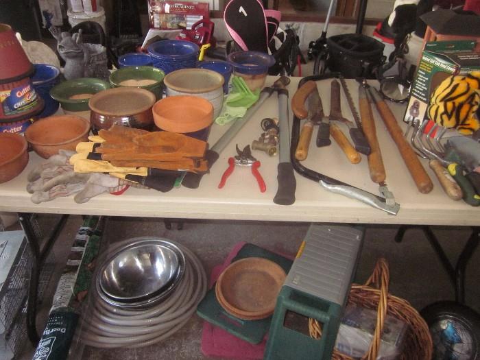 Tools, Lawn and garden supplies, Flower pots