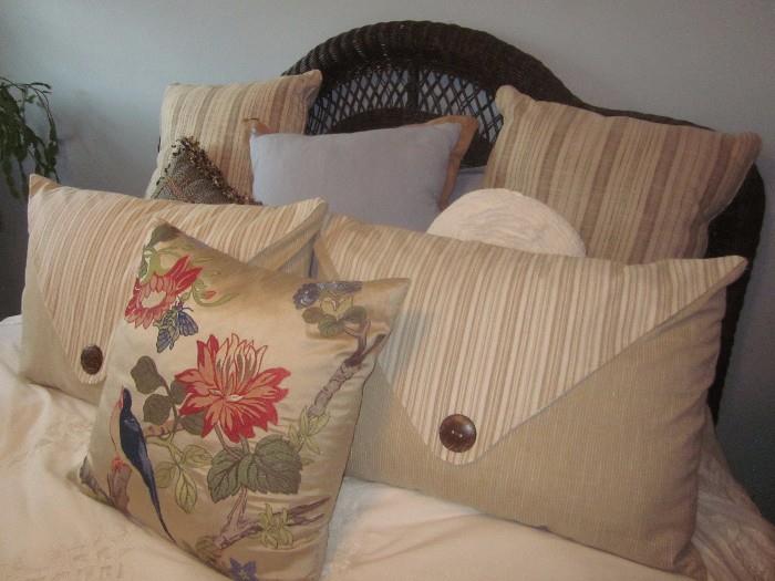 Pillows, Decorator pillows