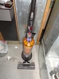 Dyson vacuum. Recently reconditioned.