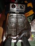 Waring Commercial Fryer