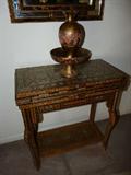 Moroccan table