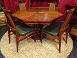 1950's FOSTER MCDAVID OCTAGONAL DINING TABLE WITH 4 CHAIRS