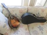 Mandolin 1920's with case