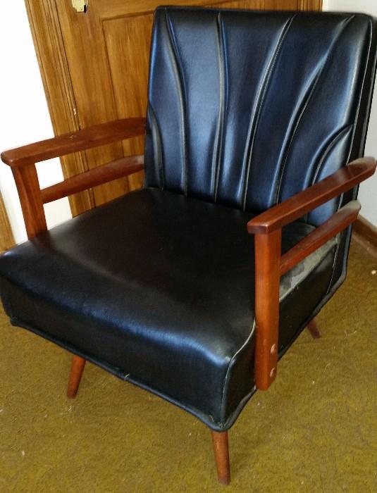 Mid Century Modern Black Vinyl Chair