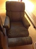 La-Z-Boy Sage Upholstered Recliner - Detail