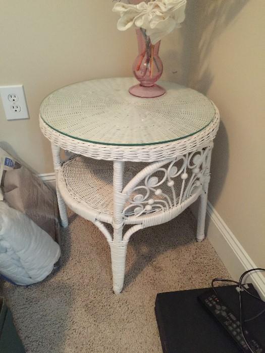 #32 White Wicker with glass top end table $60 21tx20x20 — at Town Park Drive SW.