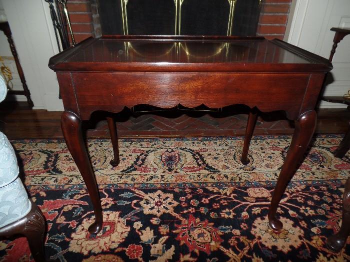 Stunning Queen Anne Table