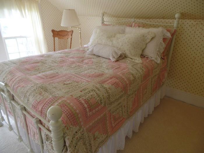 Pottery Barn queen bed. Beautiful quilt 