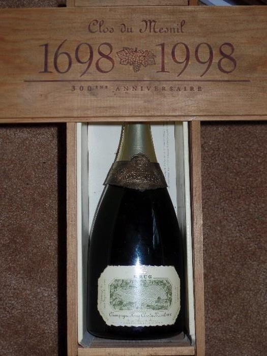 Krug Champagne  Clos du Mesnil 1989 - Wood Box and Metal band.