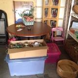 #69 Black Metal Base Wood Top Round Table $75