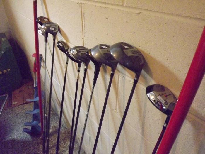 Assorted golf clubs/irons