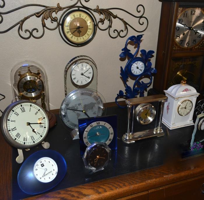 Table Clockes