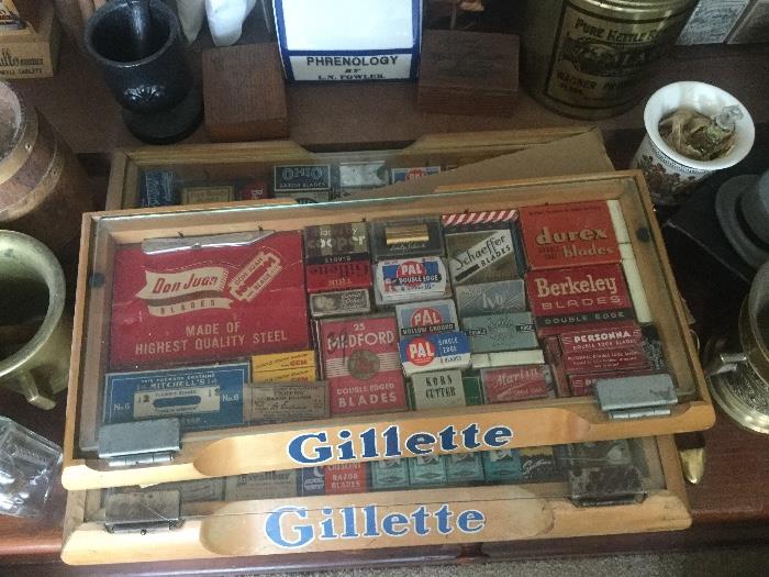 lots of advertising in this sale - here are some vintage shaving blades and original Gillette display cases