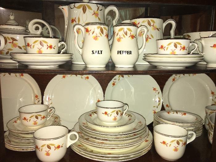 Collection of Autumn Leaf (Jewel Tea) dinnerware by Hall.