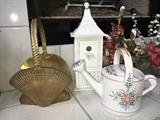 Assorted decorative items.