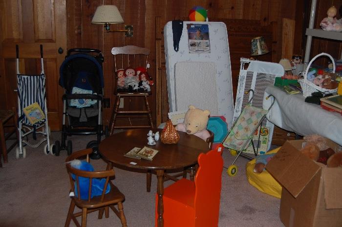 Children's table and chairs. Vintage toys. Crib mattress. 