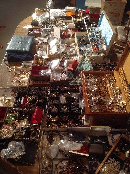 Vintage Jewelry