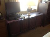 32 Inch Flat Screen/Vintage Stereo Cabinet