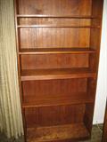 2 Bookcases