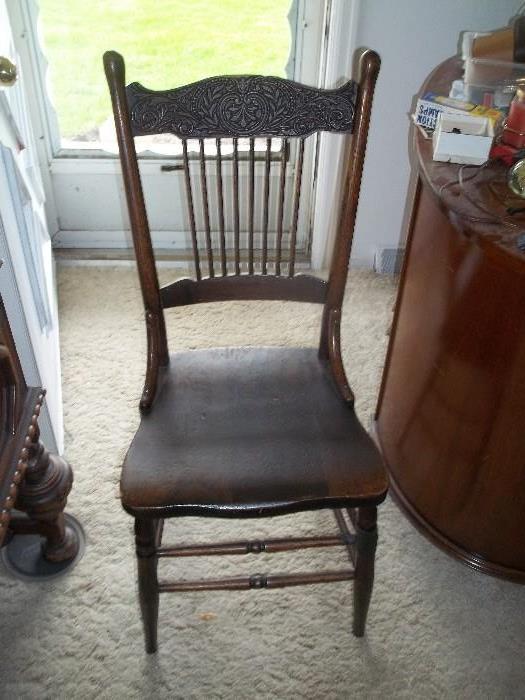 Vintage Wood Chair (2)