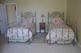 Sweet twin bed set