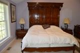 Henredon King suite with Sleep Number mattress like new!