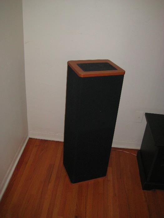 Vandersteen speakers…... Harmon Kardon receiver 