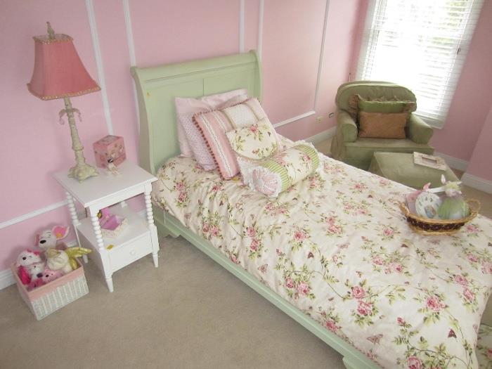 Little Princess bedroom set (pottery barn)
